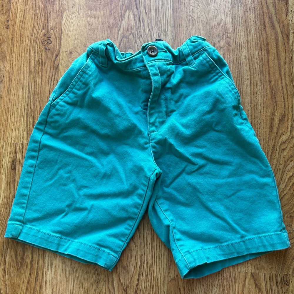 Old Navy Boy’s shorts size 6